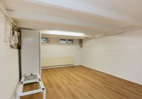 Johannes Verhulststraat 200-hs,Amsterdam,Noord-Holland Nederland,4 Slaapkamers Slaapkamers,1 BadkamerBadkamers,Appartement,Johannes Verhulststraat,1,1083