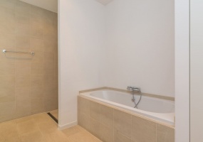 Johannes Verhulststraat 200-hs,Amsterdam,Noord-Holland Nederland,4 Slaapkamers Slaapkamers,1 BadkamerBadkamers,Appartement,Johannes Verhulststraat,1,1083