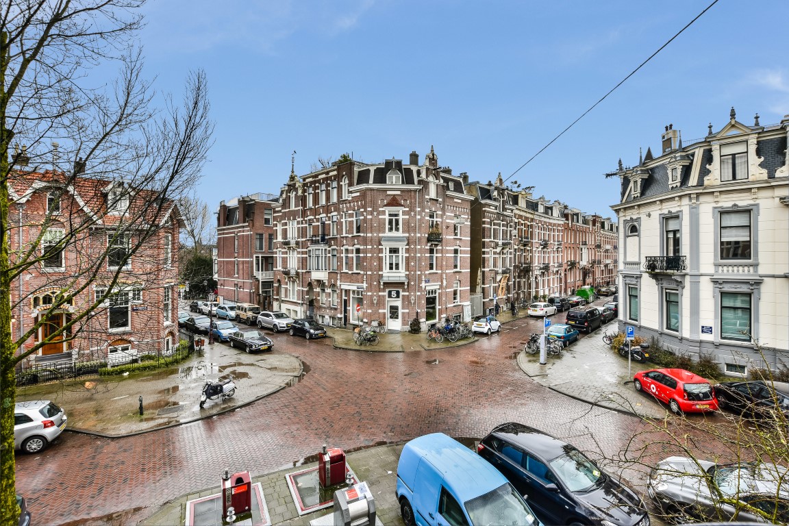 Van Eeghenstraat 59 I 1071 EW,Amsterdam,Noord-Holland Nederland,1 Bedroom Bedrooms,1 BathroomBathrooms,Apartment,Van Eeghenstraat,1,1106