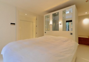 Cornelis Schuytstraat 6 hs 1071 JH, Amsterdam, Noord-Holland Nederland, 2 Bedrooms Bedrooms, ,2 BathroomsBathrooms,Apartment,For Rent,Cornelis Schuytstraat ,1110