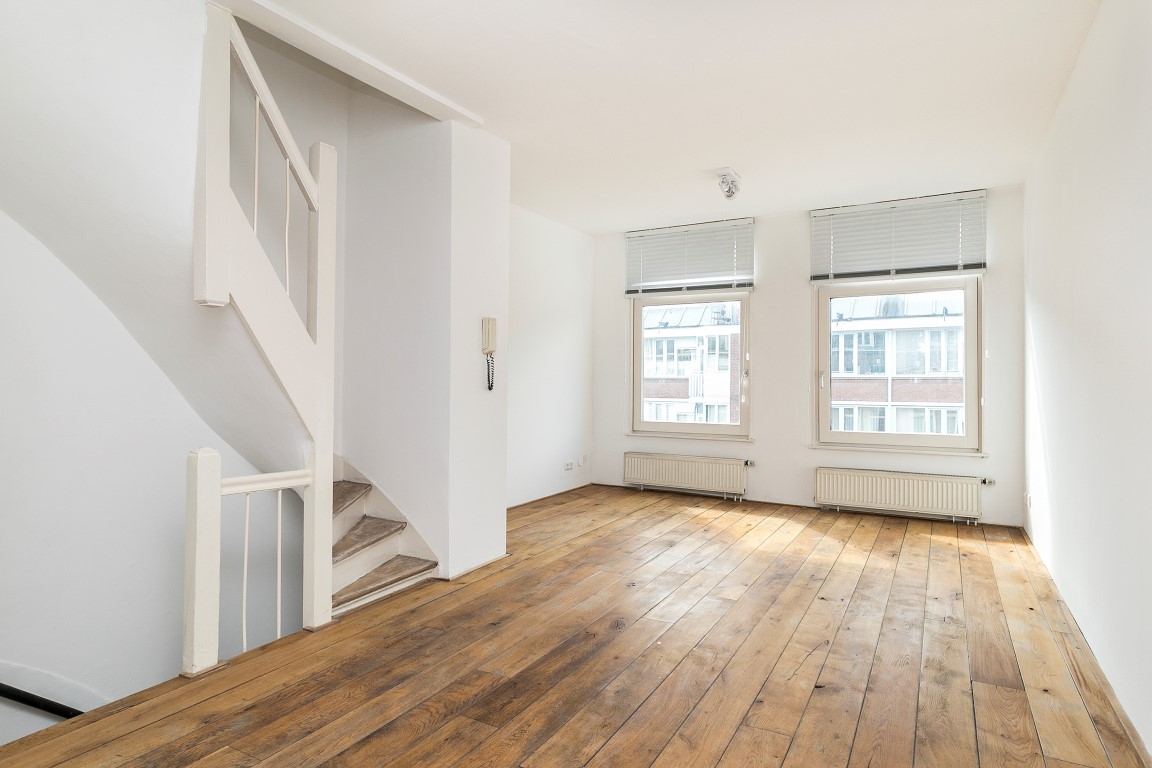 Kinkerstraat 274-C,Amsterdam,Noord-Holland Nederland,2 Bedrooms Bedrooms,1 BathroomBathrooms,Apartment,Kinkerstraat,2,1114