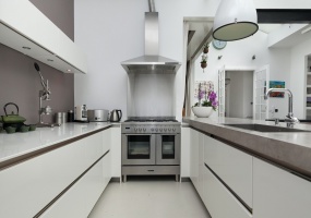 Herengracht 10-C,Amsterdam,Noord-Holland Nederland,4 Bedrooms Bedrooms,1 BathroomBathrooms,Apartment,Herengracht ,1,1116