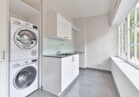 Titiaanstraat 29-II, Amsterdam, Noord-Holland Nederland, 4 Bedrooms Bedrooms, ,2 BathroomsBathrooms,Apartment,For Rent,Titiaanstraat,2,1136