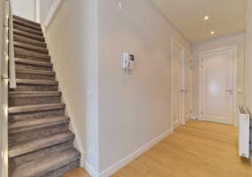 Titiaanstraat 29-II, Amsterdam, Noord-Holland Nederland, 4 Bedrooms Bedrooms, ,2 BathroomsBathrooms,Apartment,For Rent,Titiaanstraat,2,1136