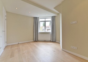 Titiaanstraat 29-II, Amsterdam, Noord-Holland Nederland, 4 Bedrooms Bedrooms, ,2 BathroomsBathrooms,Apartment,For Rent,Titiaanstraat,2,1136