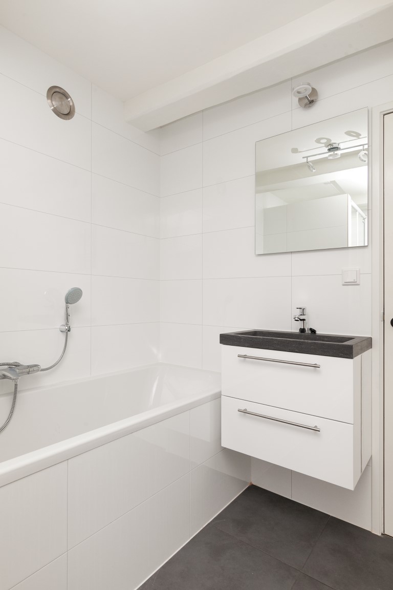 Koggestraat 5-F,Amsterdam,Noord-Holland Nederland,1 Bedroom Bedrooms,1 BathroomBathrooms,Apartment,Koggestraat ,2,1149