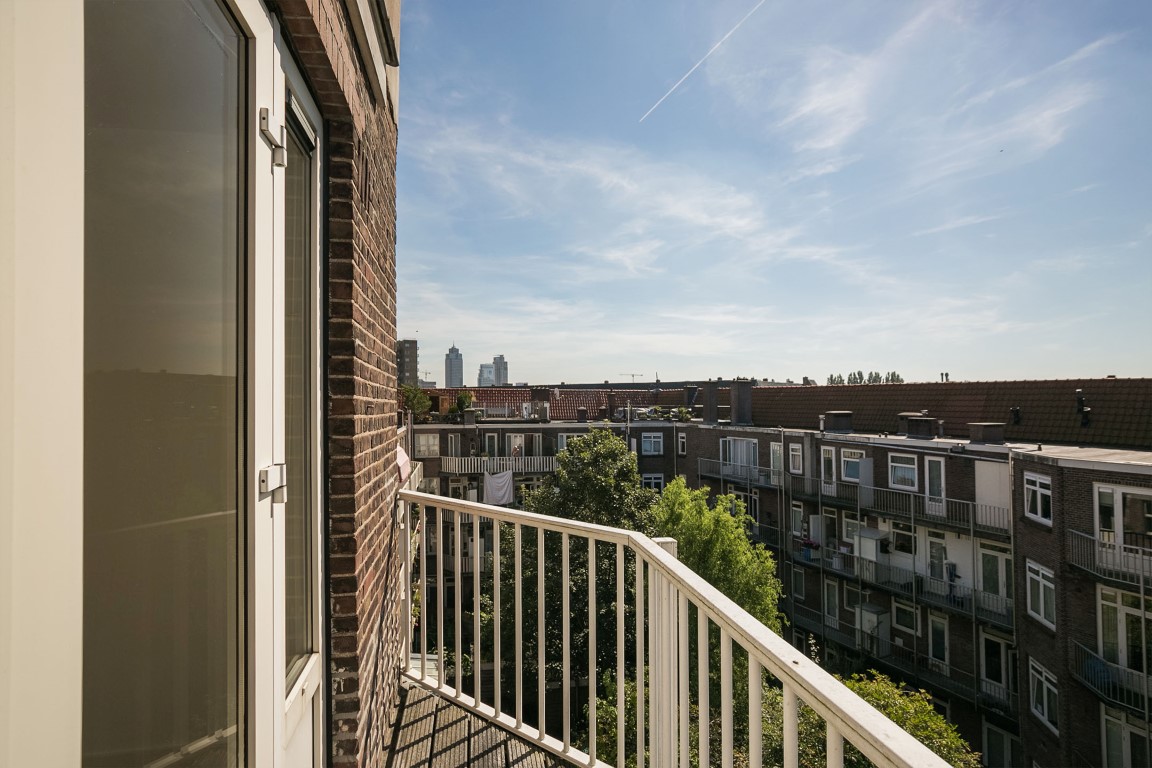 Jekerstraat 9-II,Amsterdam,Noord-Holland Nederland,3 Slaapkamers Slaapkamers,1 BadkamerBadkamers,Appartement,Jekerstraat,2,1154