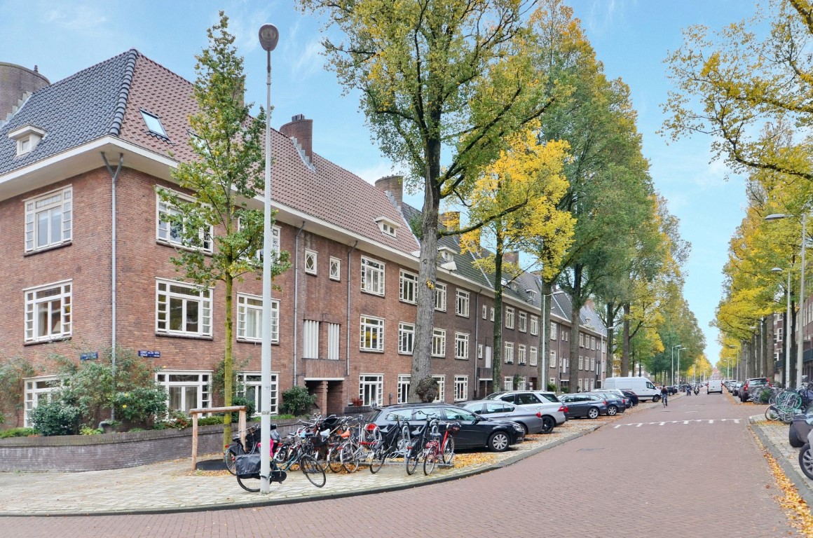 Gerrit van der Veenstraat 124II,Amsterdam,Noord-Holland Nederland,3 Bedrooms Bedrooms,2 BathroomsBathrooms,Apartment,Gerrit van der Veenstraat,1161