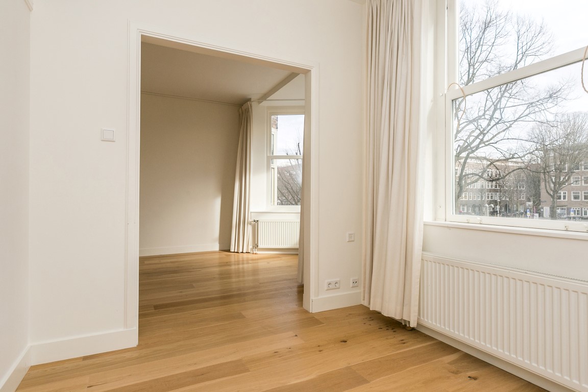 Van Tuyll van Serooskerkenweg 136-I,Amsterdam,Noord-Holland Nederland,2 Bedrooms Bedrooms,1 BathroomBathrooms,Apartment,Van Tuyll van Serooskerkenweg ,1,1175