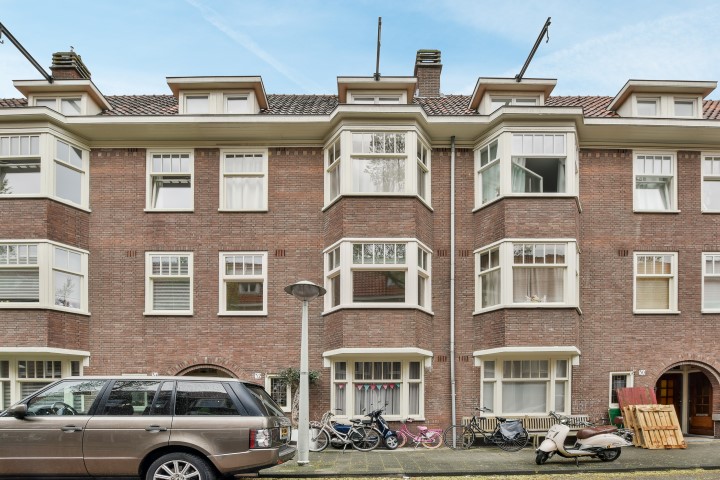 Leiduinstraat 32-I, Amsterdam, Noord-Holland Nederland, 2 Slaapkamers Slaapkamers, ,1 BadkamerBadkamers,Appartement,Huur,Leiduinstraat,1,1177