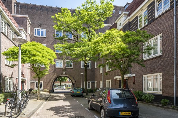 Simsonstraat 12-I, Amsterdam, Noord-Holland Nederland, 1 Slaapkamer Slaapkamers, ,1 BadkamerBadkamers,Appartement,Huur,Simsonstraat,1,1180