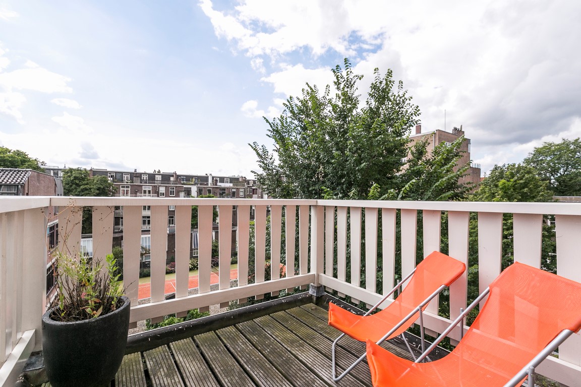 De Lairessestraat 9-III,Amsterdam,Noord-Holland Nederland,2 Bedrooms Bedrooms,2 BathroomsBathrooms,Apartment,De Lairessestraat ,3,1183