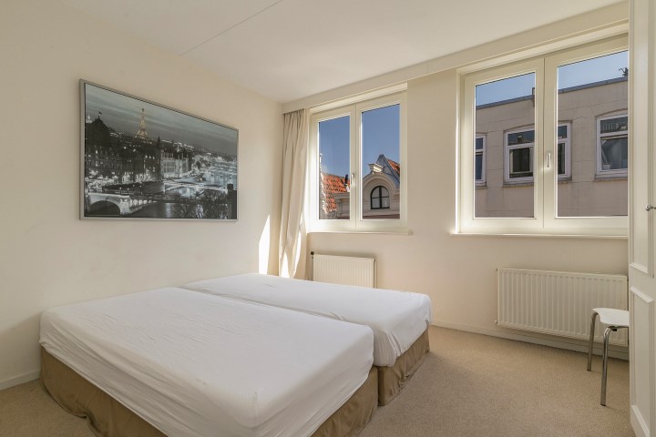 Lange Leidsedwarsstraat 214-III,Amsterdam,Noord-Holland Nederland,2 Bedrooms Bedrooms,1 BathroomBathrooms,Apartment,Lange Leidsedwarsstraat,3,1185