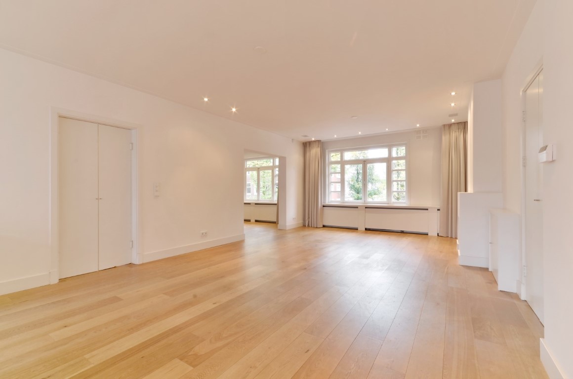 Gerrit van der Veenstraat 124-II Amsterdam,Noord-Holland Nederland,3 Bedrooms Bedrooms,2 BathroomsBathrooms,Apartment,Gerrit van der Veenstraat,2,1026