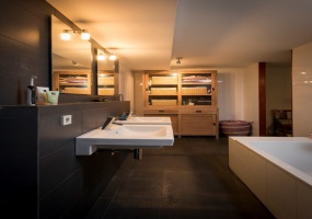 Rozenstraat 200-A, Amsterdam, Noord-Holland Nederland, 3 Bedrooms Bedrooms, ,1 BathroomBathrooms,Apartment,For Rent,Rozenstraat,1220