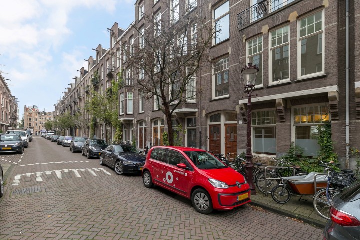 Valeriusstraat 272, Amsterdam, Noord-Holland Nederland, 4 Bedrooms Bedrooms, ,1 BathroomBathrooms,Apartment,For Rent,Valeriusstraat ,1239