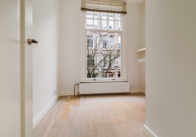 Valeriusstraat 272, Amsterdam, Noord-Holland Nederland, 4 Bedrooms Bedrooms, ,1 BathroomBathrooms,Apartment,For Rent,Valeriusstraat ,1239