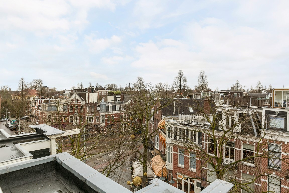 Cornelis Schuytstraat 10-II, Amsterdam, Noord-Holland Nederland, 2 Bedrooms Bedrooms, ,1 BathroomBathrooms,Apartment,For Rent,Cornelis Schuytstraat,2,1244