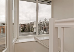 Cornelis Schuytstraat 10-II, Amsterdam, Noord-Holland Nederland, 2 Bedrooms Bedrooms, ,1 BathroomBathrooms,Apartment,For Rent,Cornelis Schuytstraat,2,1244