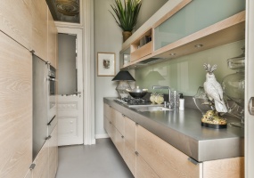 Jan Willem Brouwersstraat 6 1071 LJ, Amsterdam, Noord-Holland Nederland, 7 Bedrooms Bedrooms, ,3 BathroomsBathrooms,House,For Rent,Jan Willem Brouwersstraat,1259