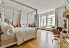 Jan Willem Brouwersstraat 6 1071 LJ, Amsterdam, Noord-Holland Nederland, 7 Bedrooms Bedrooms, ,3 BathroomsBathrooms,House,For Rent,Jan Willem Brouwersstraat,1259