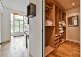 Jan Willem Brouwersstraat 6 1071 LJ, Amsterdam, Noord-Holland Nederland, 7 Bedrooms Bedrooms, ,3 BathroomsBathrooms,House,For Rent,Jan Willem Brouwersstraat,1259