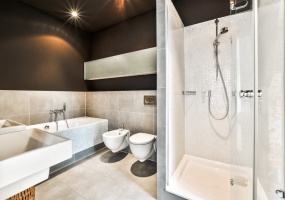 Jan Willem Brouwersstraat 6 1071 LJ, Amsterdam, Noord-Holland Nederland, 7 Bedrooms Bedrooms, ,3 BathroomsBathrooms,House,For Rent,Jan Willem Brouwersstraat,1259