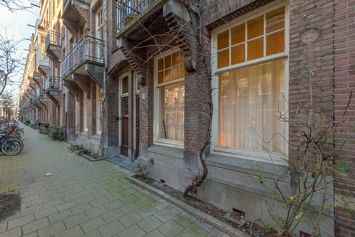 Valeriusstraat 200-II 1075GJ, Amsterdam, Noord-Holland Nederland, 2 Bedrooms Bedrooms, ,1 BathroomBathrooms,Apartment,For Rent,Valeriusstraat ,2,1260