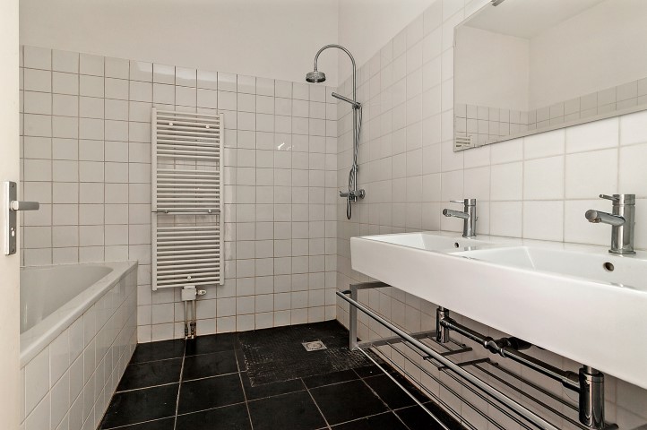 Valeriusstraat 200-II 1075GJ, Amsterdam, Noord-Holland Nederland, 2 Bedrooms Bedrooms, ,1 BathroomBathrooms,Apartment,For Rent,Valeriusstraat ,2,1260