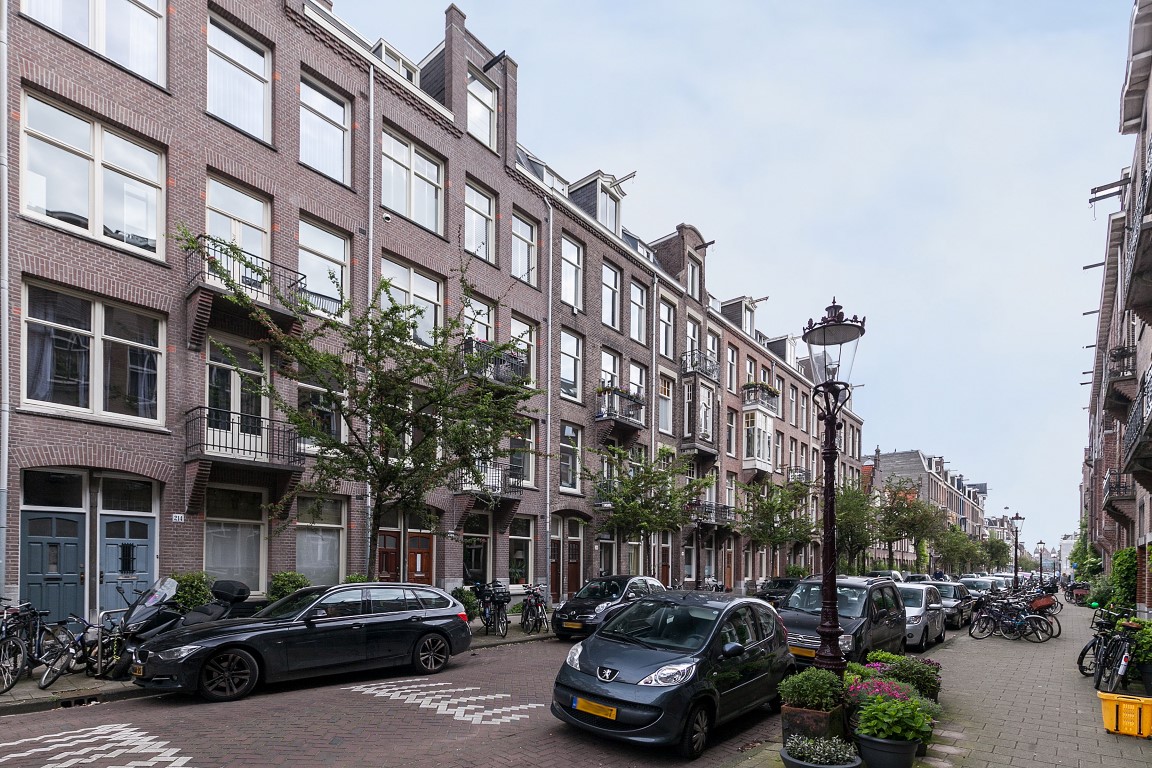 Valeriusstraat 212-II, Amsterdam, Noord-Holland Nederland, 5 Slaapkamers Slaapkamers, ,2 BadkamersBadkamers,Appartement,Huur,Valeriusstraat,2,1278