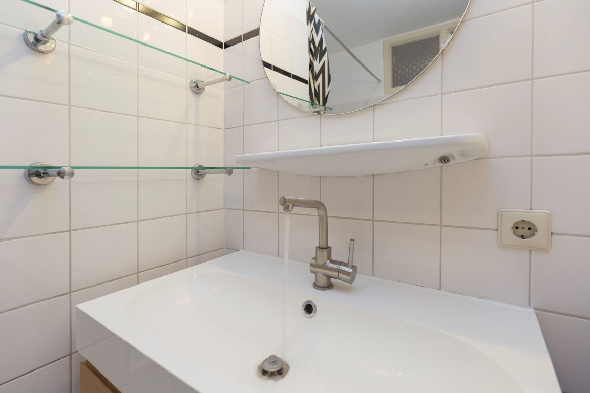 Watteaustraat 24hs Amsterdam,Noord-Holland Nederland,3 Slaapkamers Slaapkamers,1 BadkamerBadkamers,Appartement,Watteaustraat,1035