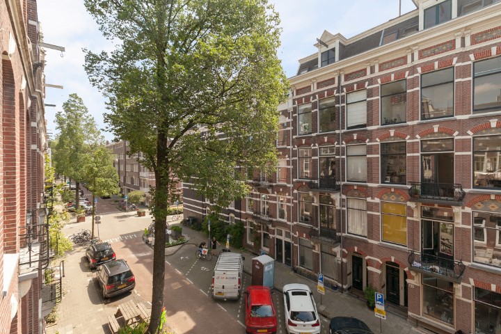 Tweede Helmersstraat 78-II, Amsterdam Noord-Holland Nederland, 2 Slaapkamers Slaapkamers, ,1 BadkamerBadkamers,Appartement,Huur,Tweede Helmersstraat 78-II,2,1285