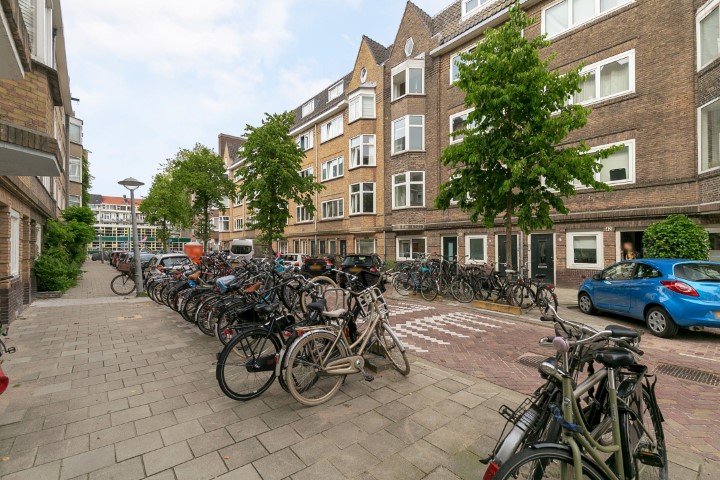 Lumeijstraat 44 huis 1056VZ, Amsterdam, Noord-Holland Nederland, 3 Bedrooms Bedrooms, ,2 BathroomsBathrooms,Apartment,For Rent,Lumeijstraat 44 huis,1287