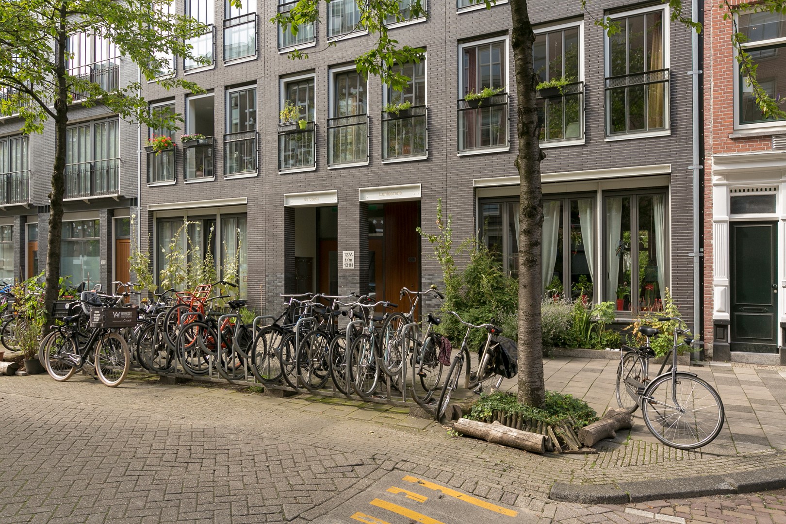 Eerste Jan van der Heijdenstraat 131 G, Amsterdam, Noord-Holland Nederland, 2 Bedrooms Bedrooms, ,1 BathroomBathrooms,Apartment,For Rent,Eerste Jan van der Heijdenstraat,4,1306