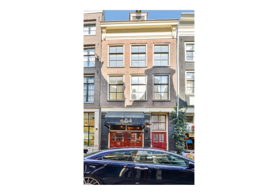 studios for rent on Warmoesstraat  36-II