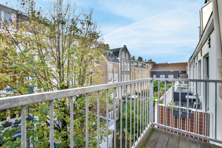 Sint Willibrordusstraat 1 II, Amsterdam, Noord-Holland Nederland, 4 Bedrooms Bedrooms, ,1 BathroomBathrooms,Apartment,For Rent,Sint Willibrordusstraat ,2,1319