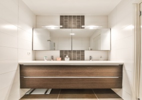 Kanaalstraat 157 II 1054 XE, Amsterdam, Noord-Holland Nederland, 2 Bedrooms Bedrooms, ,1 BathroomBathrooms,Apartment,For Rent,Kanaalstraat,1338