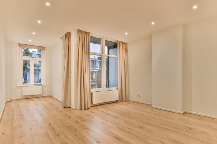 Elisabeth Wolffstraat 80 III, Amsterdam, Noord-Holland Nederland, 3 Slaapkamers Slaapkamers, ,1 BadkamerBadkamers,Appartement,Huur,Elisabeth Wolffstraat,3,1346