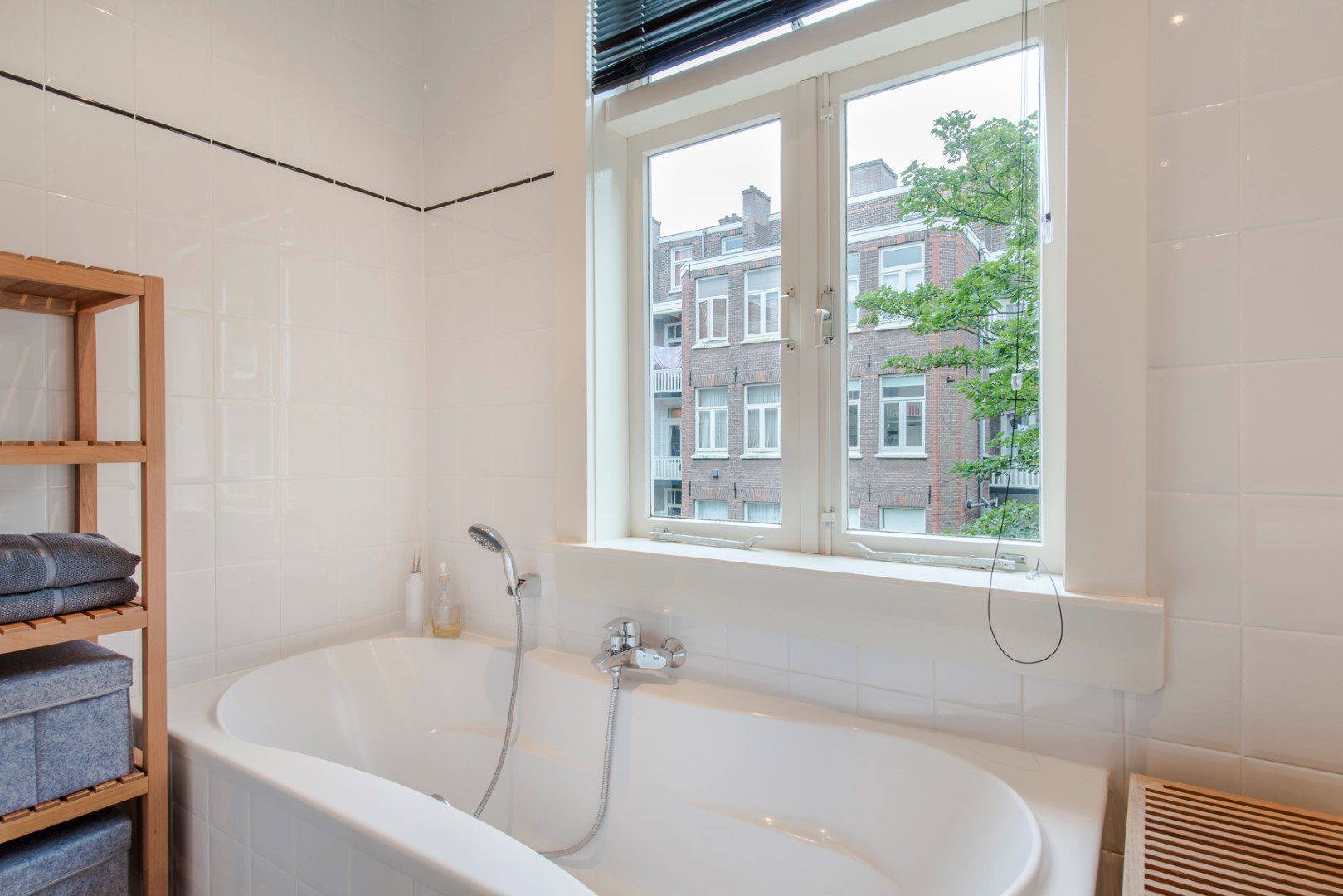Pieter Aertszstraat 96-II, Amsterdam, Noord-Holland Nederland, 1 Bedroom Bedrooms, ,1 BathroomBathrooms,Apartment,For Rent,Pieter Aertszstraat,2,1378