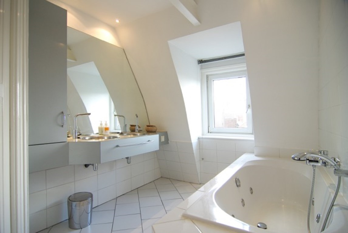 Honthorststraat 44 III,Amsterdam,Noord-Holland Nederland,3 Bedrooms Bedrooms,1 BathroomBathrooms,Apartment,Honthorststraat,1045