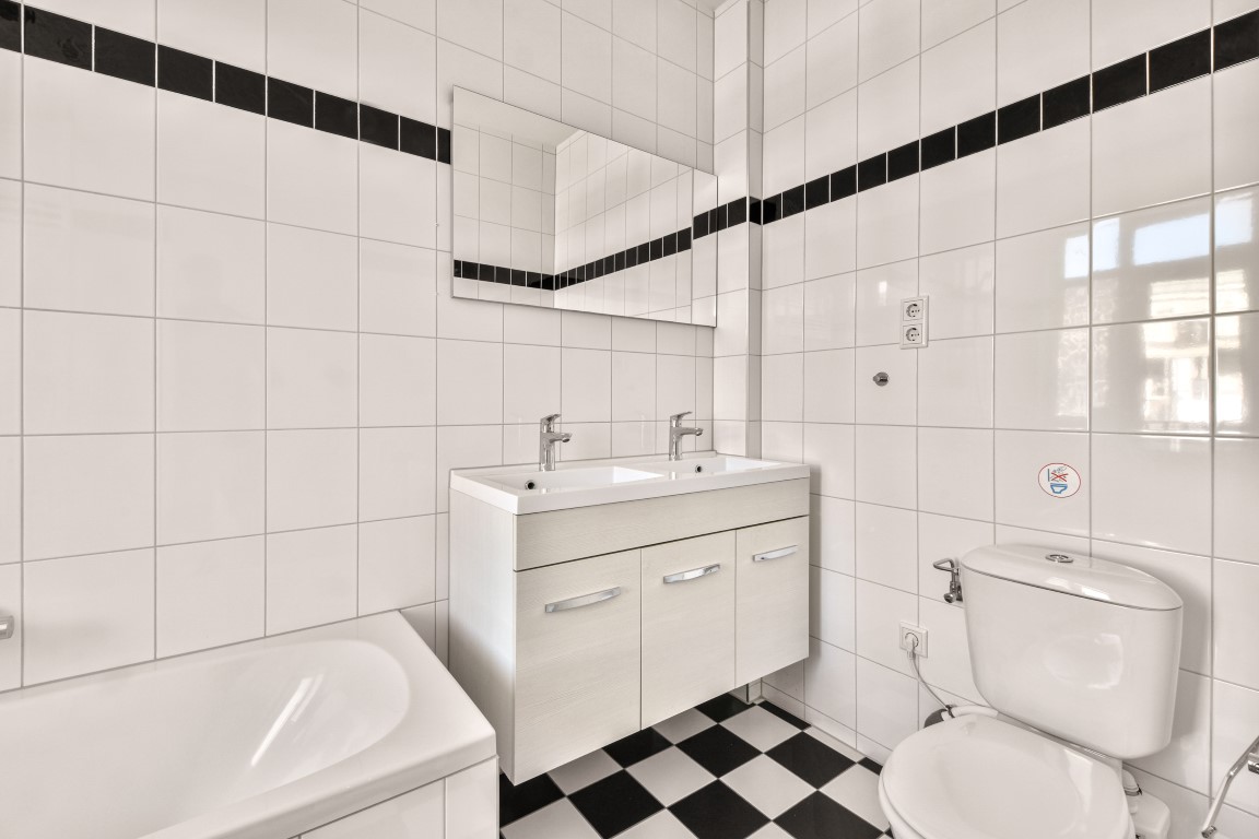 Curacaostraat 59 III 1058 BN, Amsterdam, Noord-Holland Netherlands, 1 Bedroom Bedrooms, ,1 BathroomBathrooms,Apartment,For Rent,Curacaostraat,3,1420