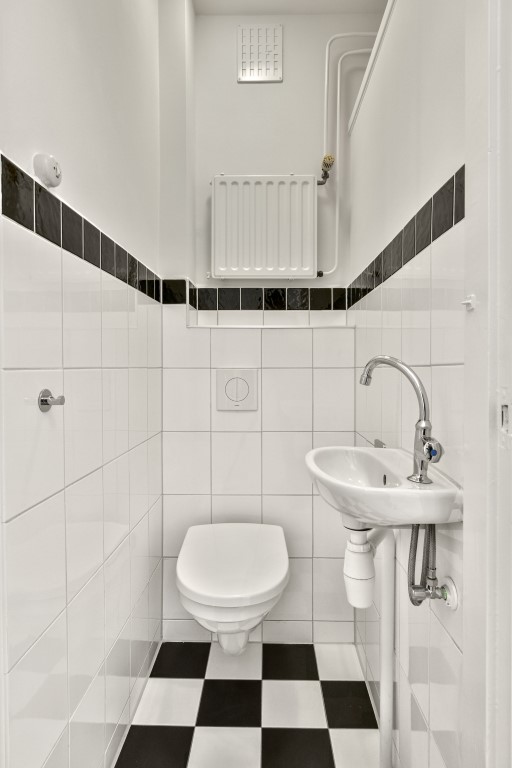 Curacaostraat 59 III 1058 BN, Amsterdam, Noord-Holland Netherlands, 1 Bedroom Bedrooms, ,1 BathroomBathrooms,Apartment,For Rent,Curacaostraat,3,1420