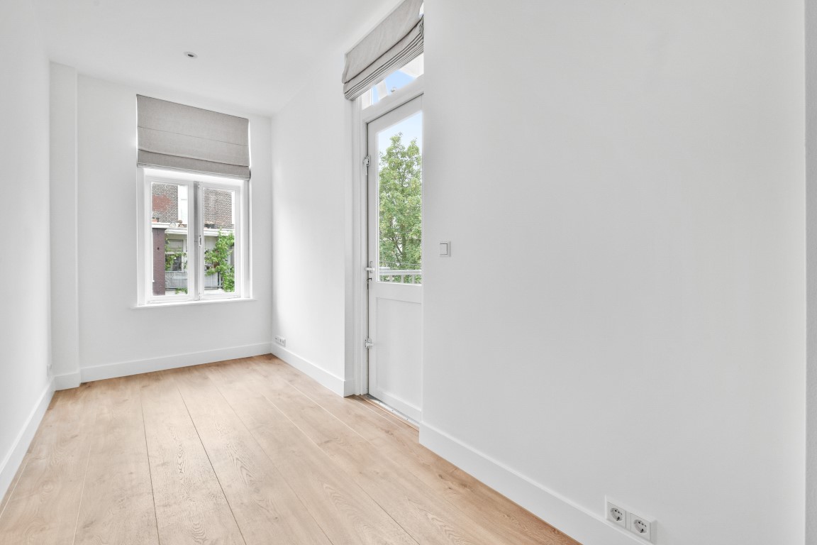 Elisabeth Wolffstraat 60 III 1053 TV, Amsterdam, Noord-Holland Netherlands, 2 Bedrooms Bedrooms, ,1 BathroomBathrooms,Apartment,For Rent,Elisabeth Wolffstraat,3,1431