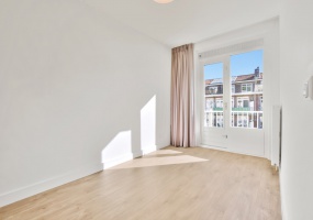 Van Walbeeckstraat 48 III, Amsterdam, Noord-Holland Nederland, 2 Slaapkamers Slaapkamers, ,1 BadkamerBadkamers,Appartement,Huur,Van Walbeeckstraat 48 III,1,1478