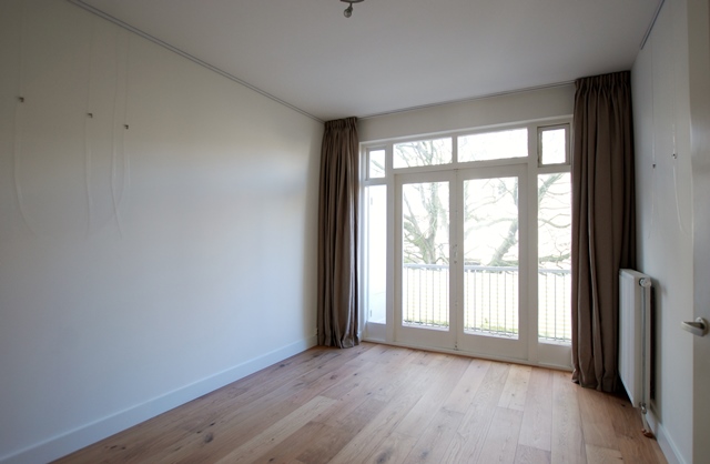 Van Tuyll van Serooskerkenweg 138 II 1076 JT, Amsterdam, Noord-Holland Nederland, 2 Bedrooms Bedrooms, ,1 BathroomBathrooms,Apartment,For Rent,Van Tuyll van Serooskerkenweg,2,1491