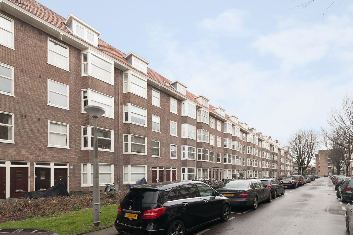 Van Walbeeckstraat 77-III,Amsterdam,Noord-Holland Nederland,3 Bedrooms Bedrooms,2 BathroomsBathrooms,Apartment,Van Walbeeckstraat,3,1055