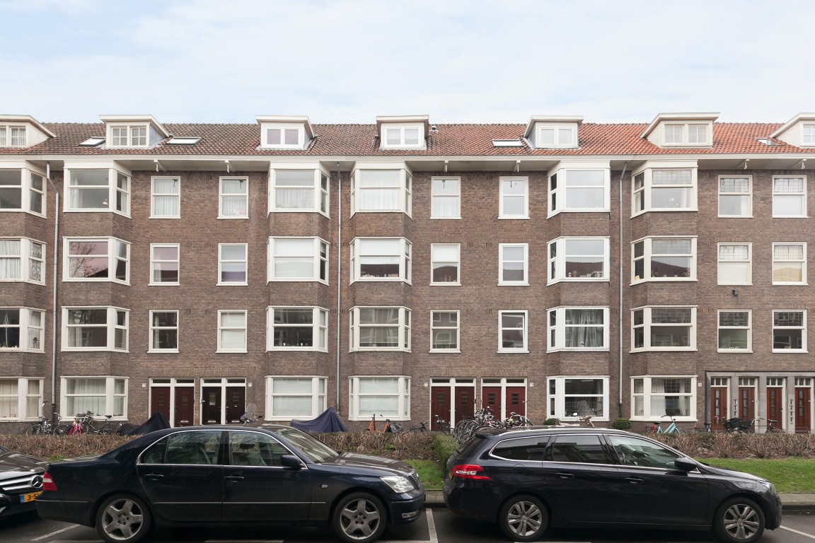 Van Walbeeckstraat 77-III,Amsterdam,Noord-Holland Nederland,3 Bedrooms Bedrooms,2 BathroomsBathrooms,Apartment,Van Walbeeckstraat,3,1055