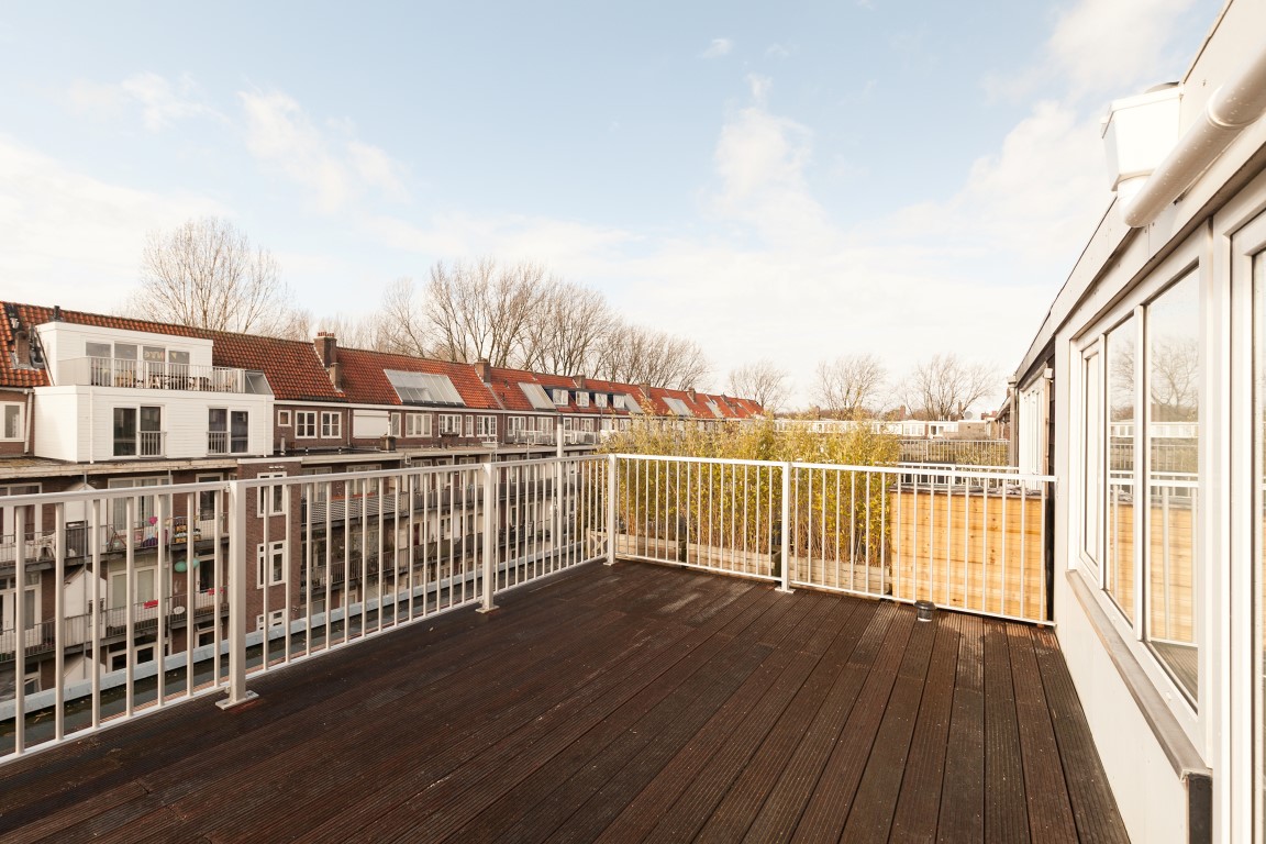 Van Walbeeckstraat 77-III,Amsterdam,Noord-Holland Nederland,3 Bedrooms Bedrooms,2 BathroomsBathrooms,Apartment,Van Walbeeckstraat,3,1055