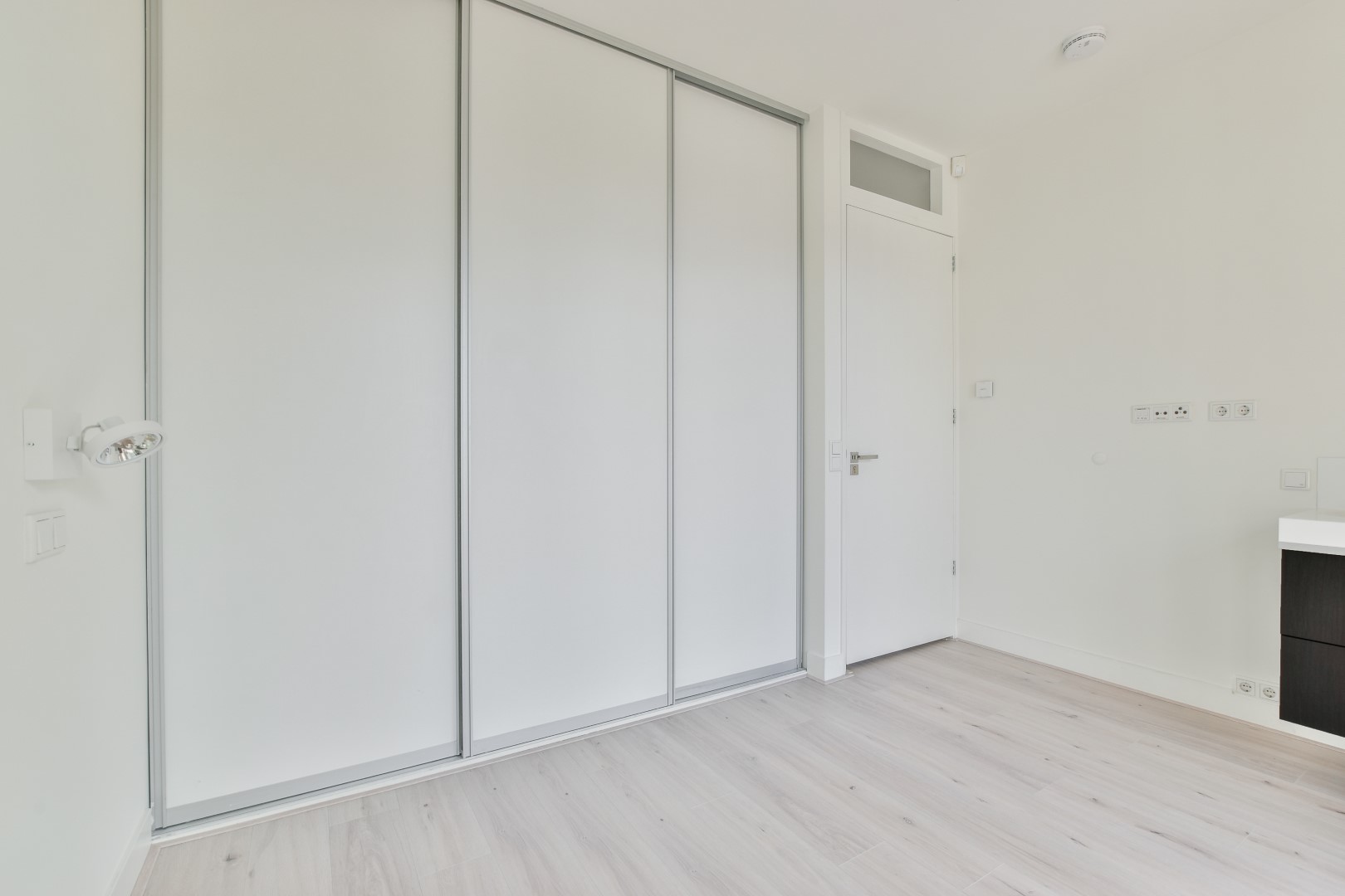 De Clercqstraat 75 III 1053 AE, Amsterdam, Noord-Holland Nederland, 3 Bedrooms Bedrooms, ,1 BathroomBathrooms,Apartment,For Rent,De Clercqstraat,3,1556