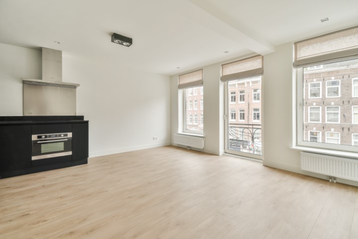 Albert Cuypstraat 203 A2, Amsterdam, Noord-Holland Netherlands, 2 Bedrooms Bedrooms, ,1 BathroomBathrooms,Apartment,For Rent,Albert Cuypstraat,1586